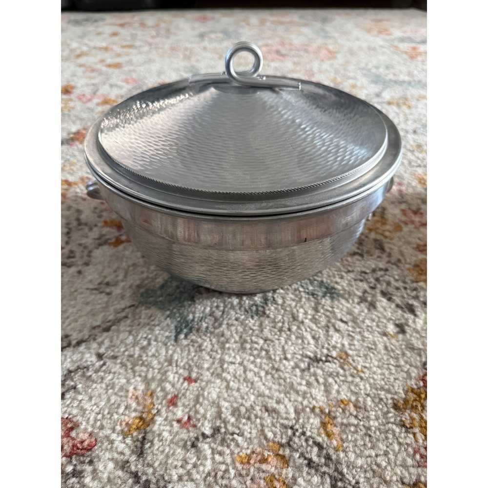 IC Made in Italy Hammered Aluminum Covered Serving Bowl‎ Beaded Rim Silver Tone